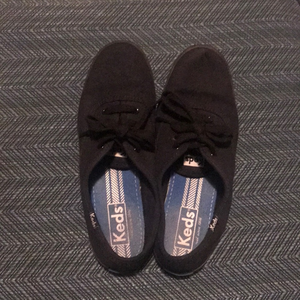 Keds Black canvas shoes